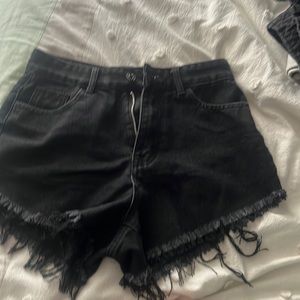brand new shorts that are black shorts selling for 15